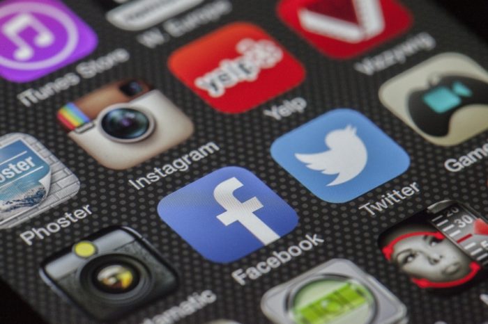 Facebook, WhatsApp en Instagram kampen met storing