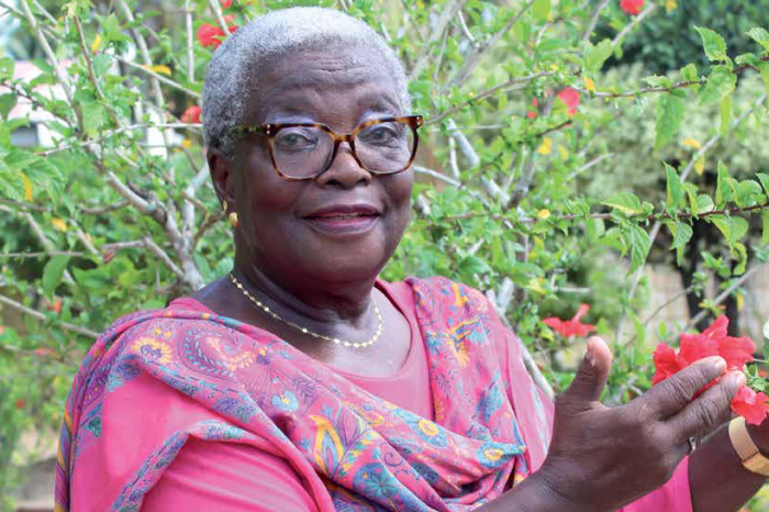 Stonfutu: Rosita Wijngaarden-Esajas (80): ‘Alle meisjes wilden toen verpleegster worden’ - Parbode Sneak Peek