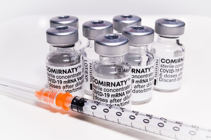 Nonsens: ‘Het coronavaccin verandert ons DNA’